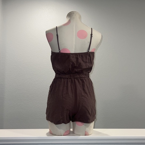 Romper - Picture 2 of 4